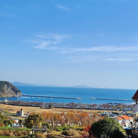Herkules Namhae German Village Exterior photo